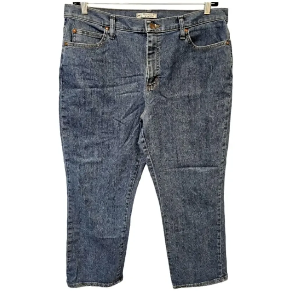 Lee Relaxed Fit at the Waist Mid Rise Jeans Straight Leg Size 18 Short